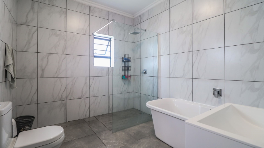 3 Bedroom Property for Sale in Fountains Estate Eastern Cape